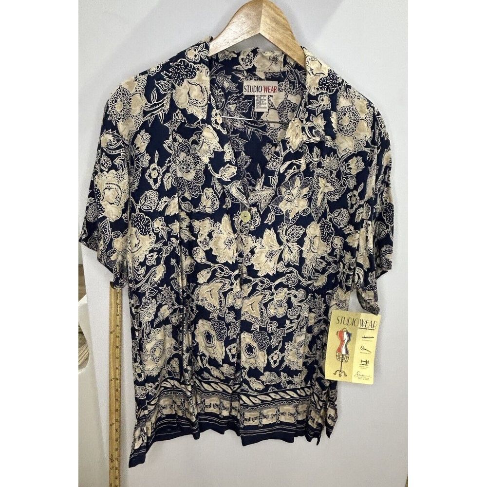 New!!‎ Studio Wear Multicolor Size L 100% Rayon